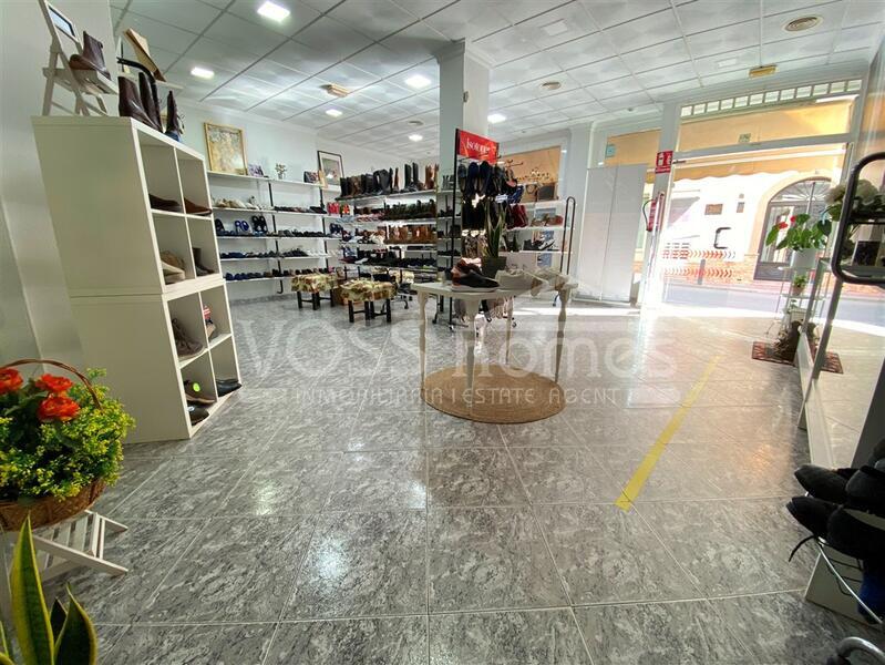 VH2667: Commercial for Sale in Huércal-Overa Town