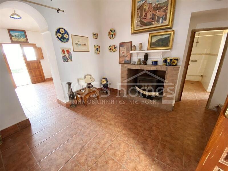 VH2678: Country House / Cortijo for Sale in Huércal-Overa Villages
