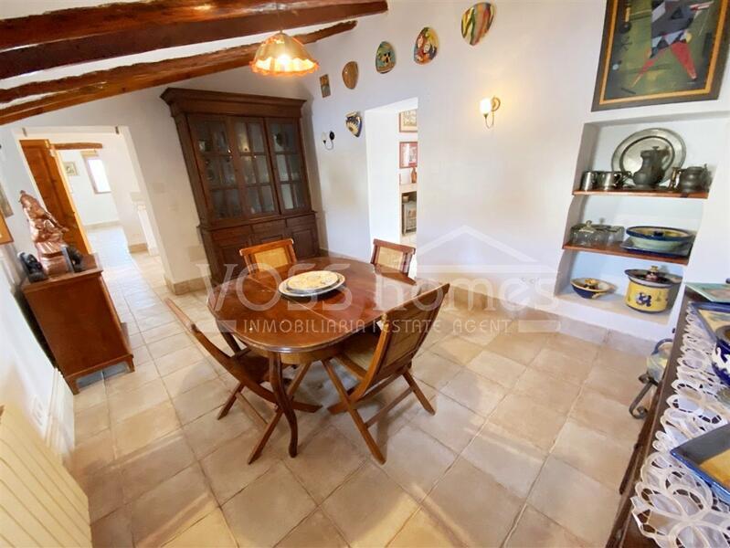 VH2678: Country House / Cortijo for Sale in Huércal-Overa Villages