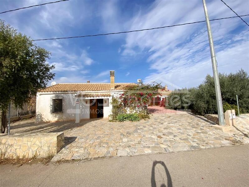 VH2678: Country House / Cortijo for Sale in Huércal-Overa Villages