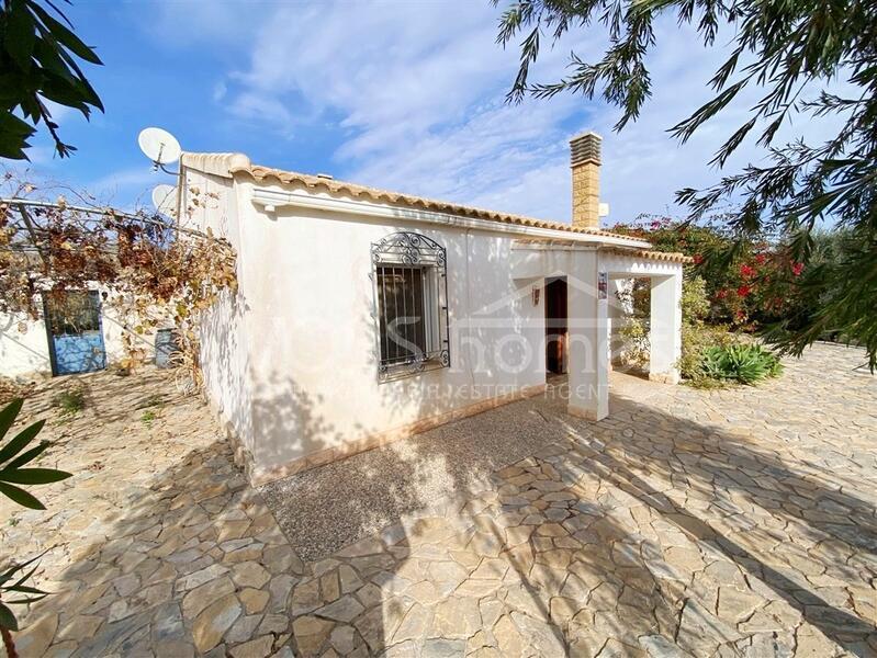 VH2678: Country House / Cortijo for Sale in Huércal-Overa Villages
