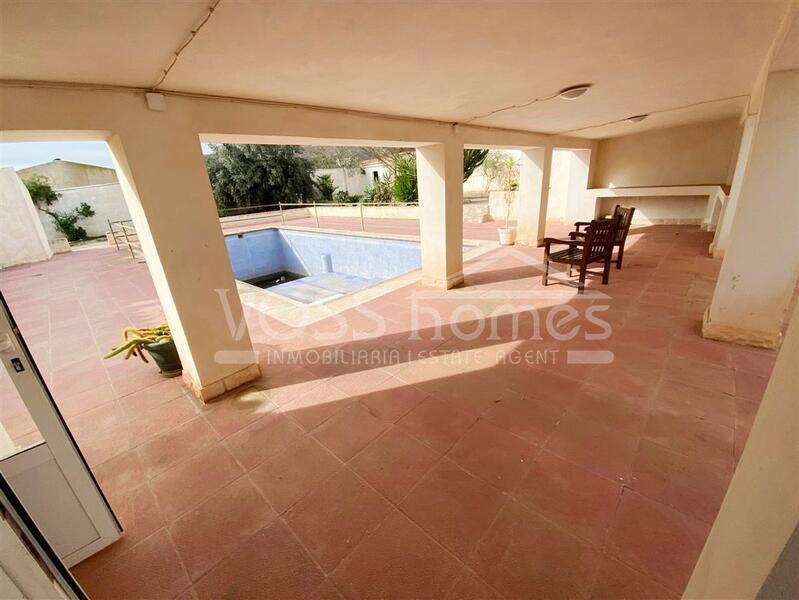 VH2678: Country House / Cortijo for Sale in Huércal-Overa Villages