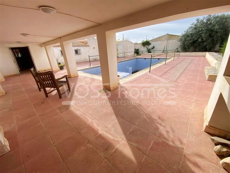 VH2678: Country House / Cortijo for Sale in Huércal-Overa Villages