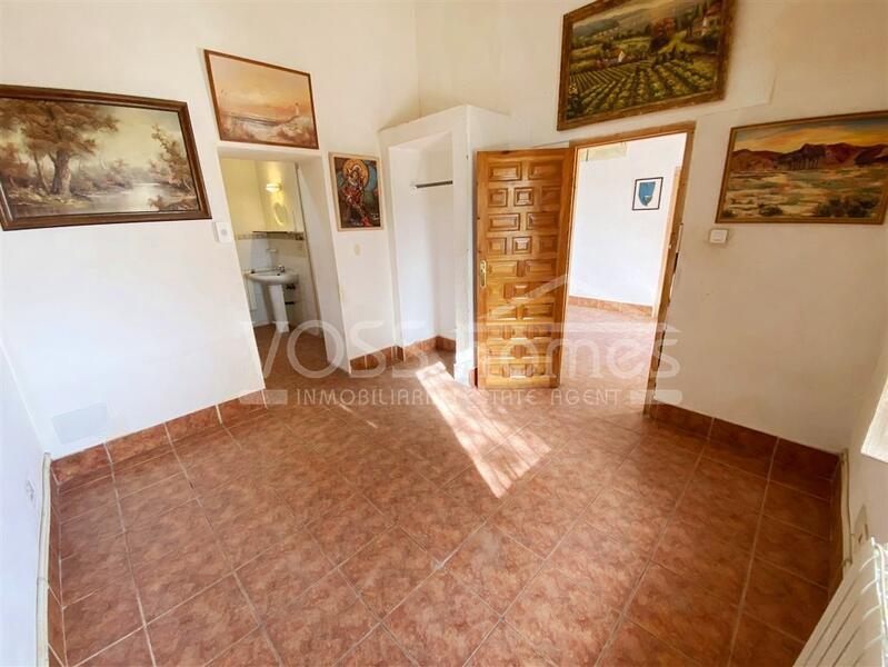 VH2678: Country House / Cortijo for Sale in Huércal-Overa Villages