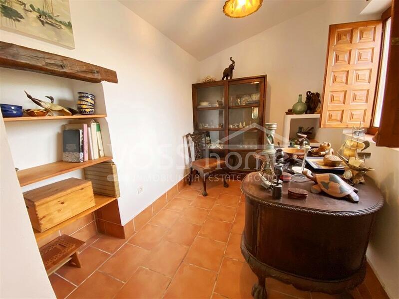 VH2678: Country House / Cortijo for Sale in Huércal-Overa Villages