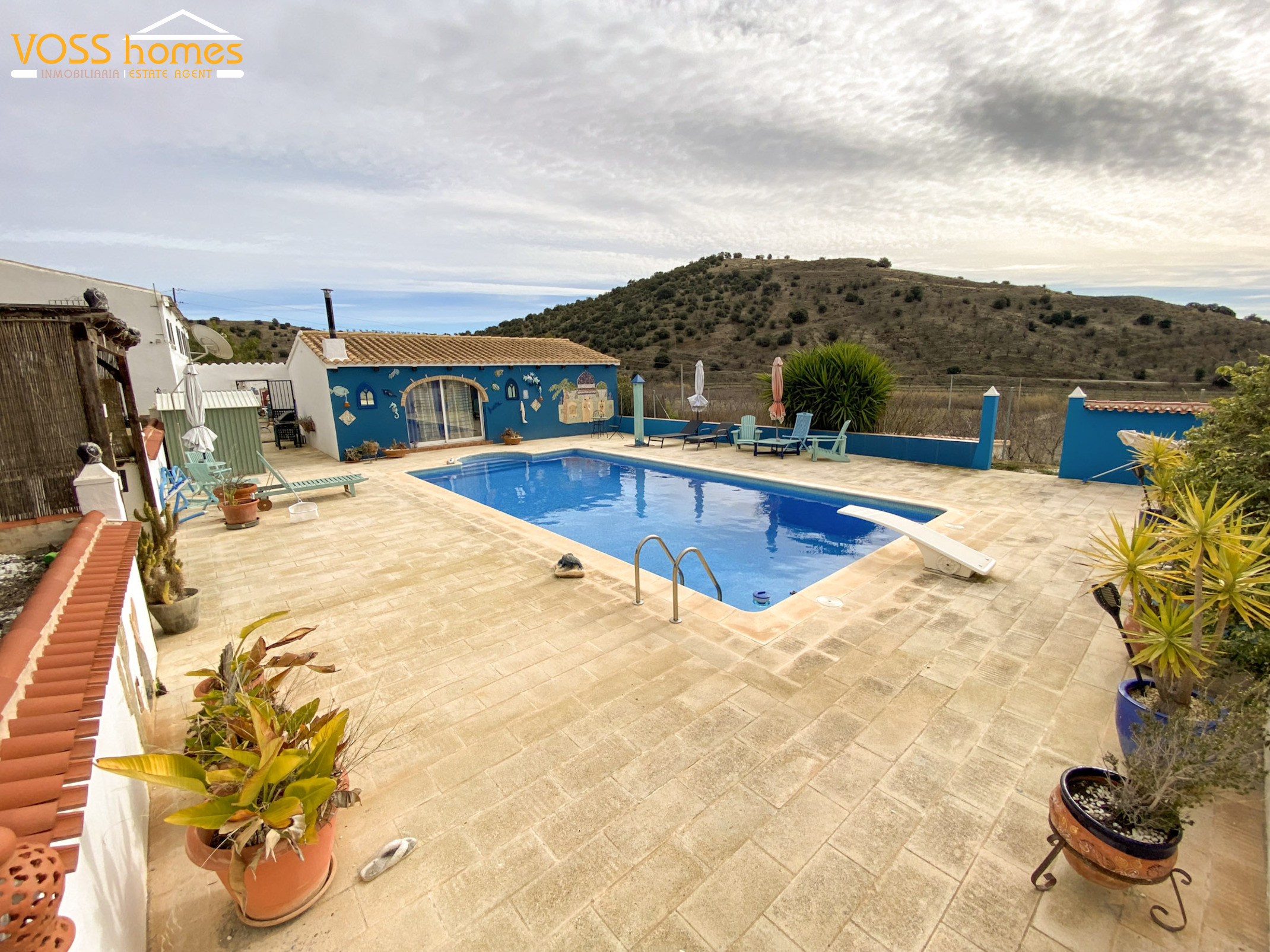 VH2684: Country House / Cortijo for Sale in Huércal-Overa Countryside