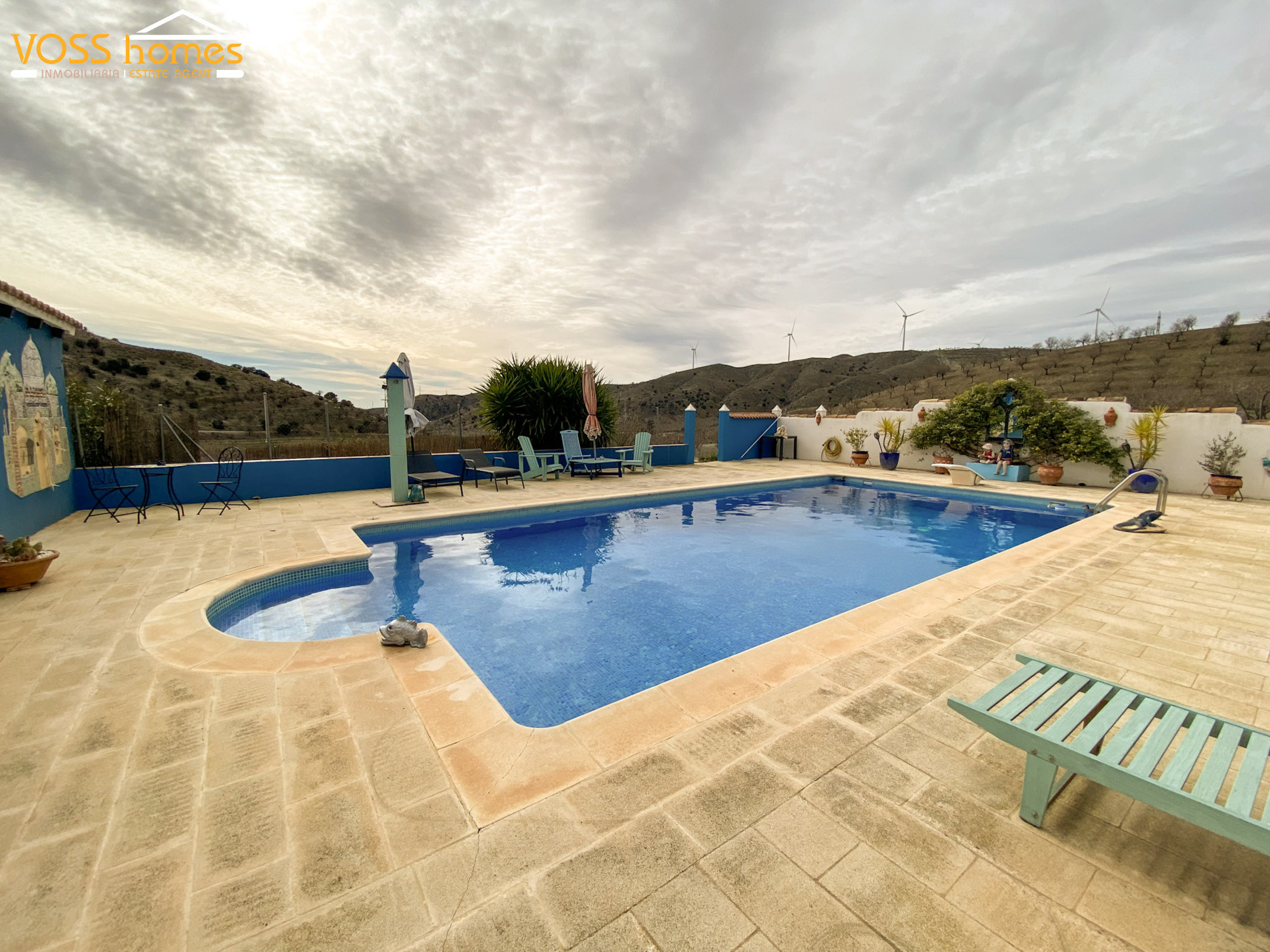 VH2684: Country House / Cortijo for Sale in Huércal-Overa Countryside