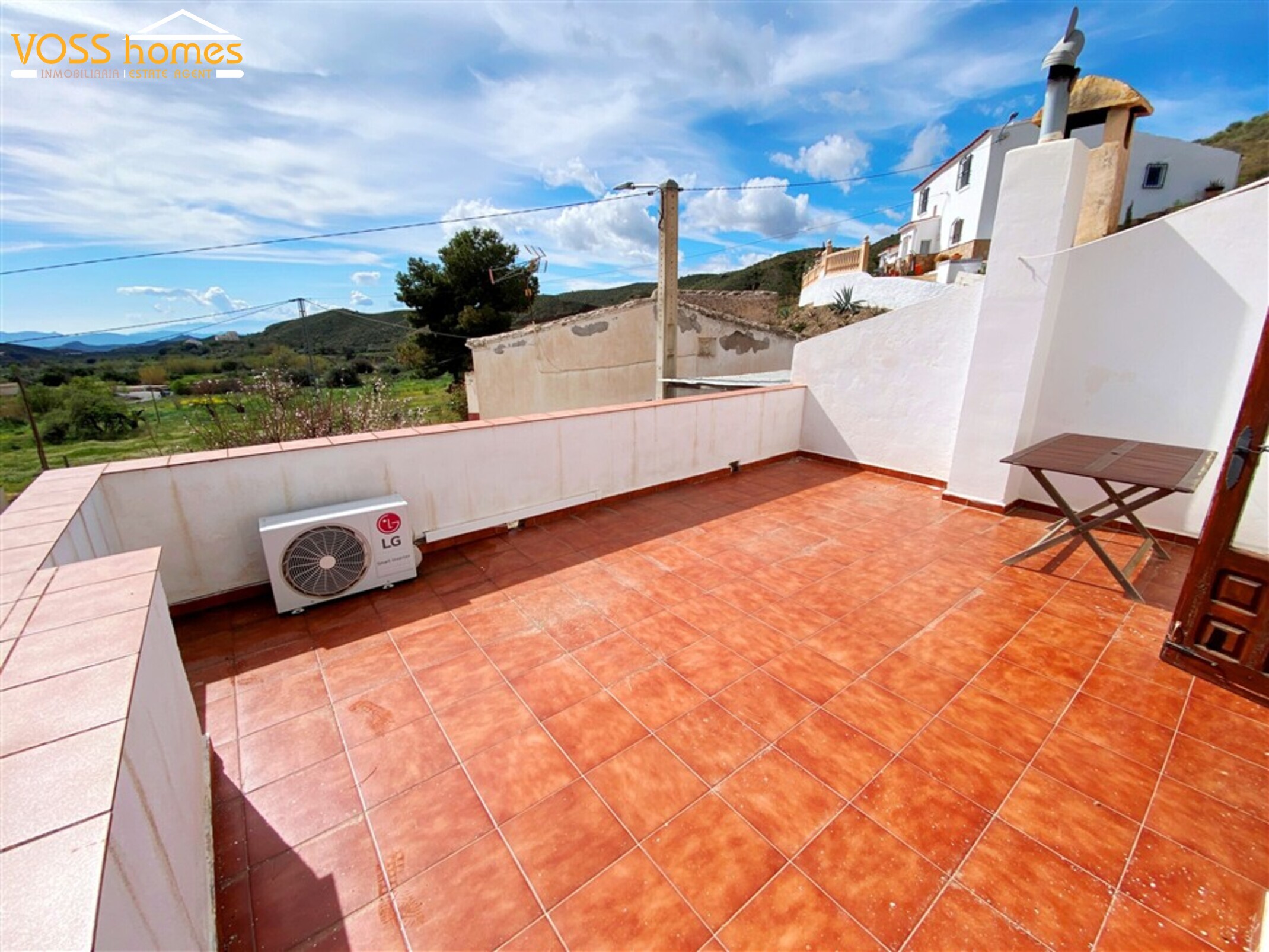 VH2695: Country House / Cortijo for Sale in Huércal-Overa Countryside