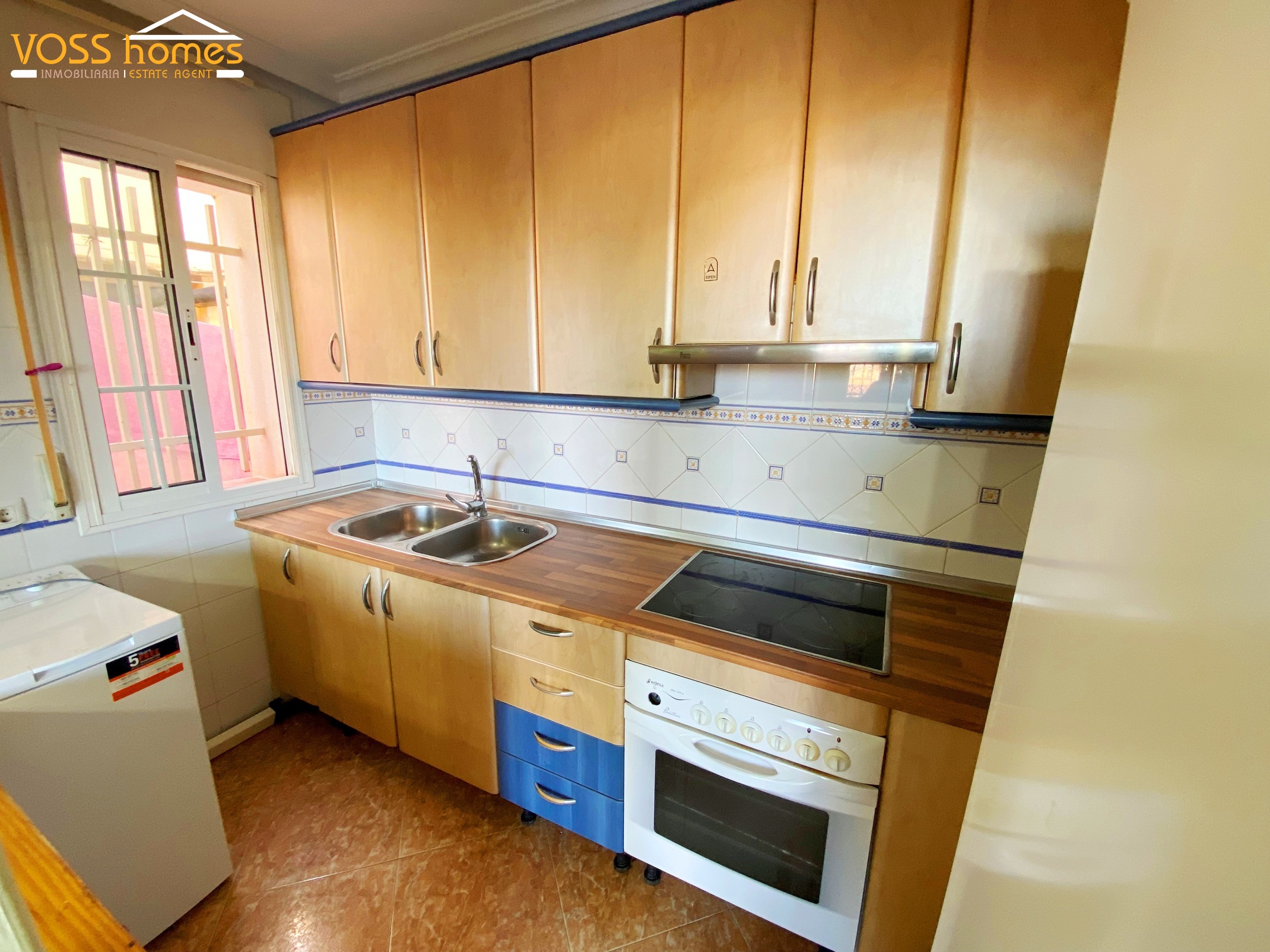 VH2696: Commercial for Sale in Huércal-Overa Town