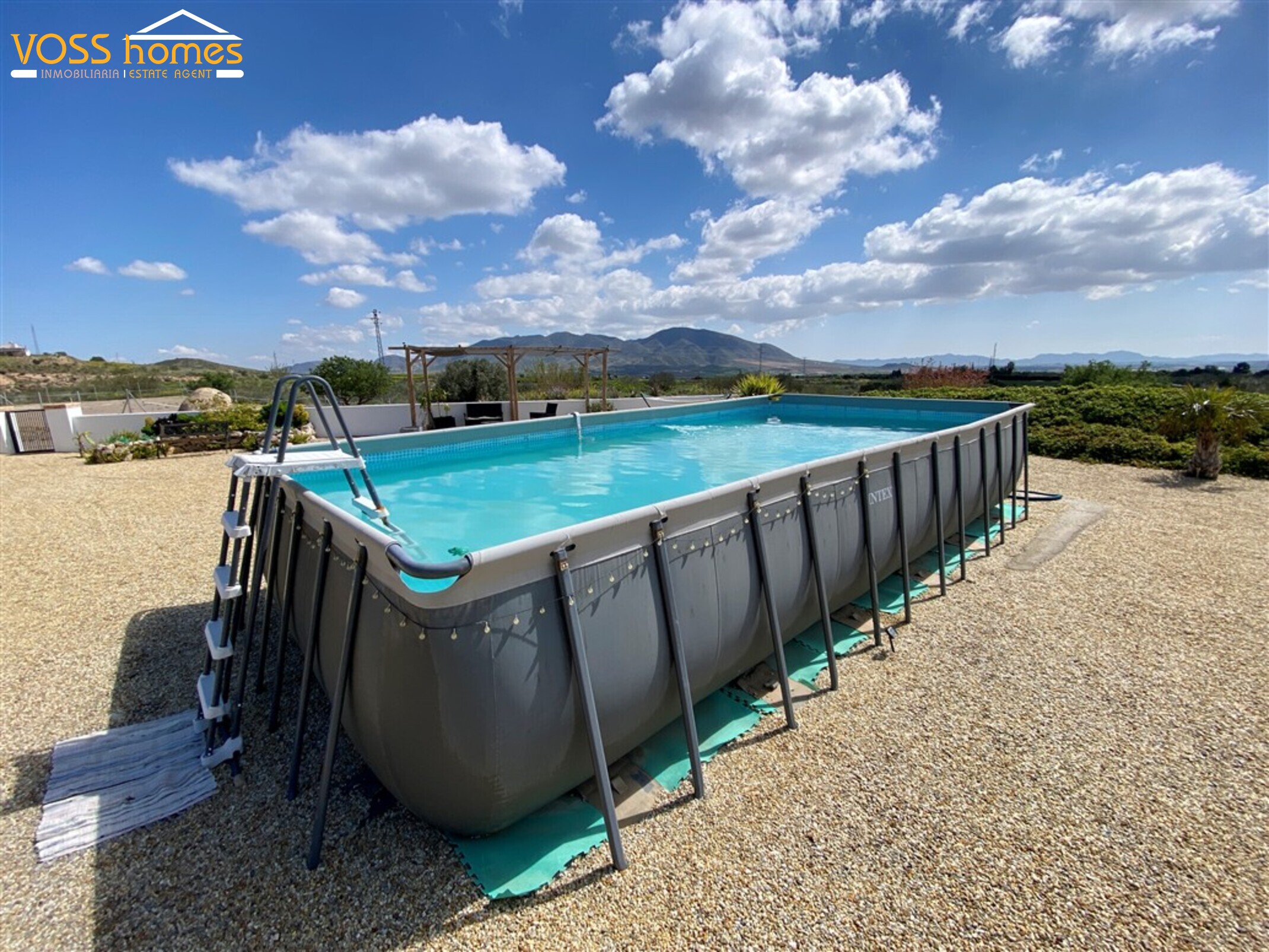 VH2728: Country House / Cortijo for Sale in Huércal-Overa Countryside
