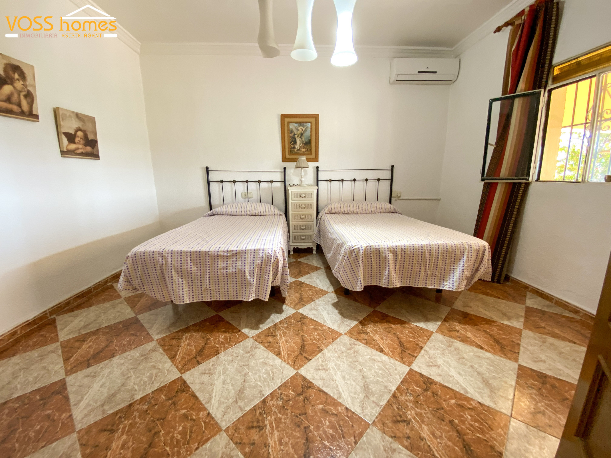 VH2739: Country House / Cortijo for Sale in Huércal-Overa Town