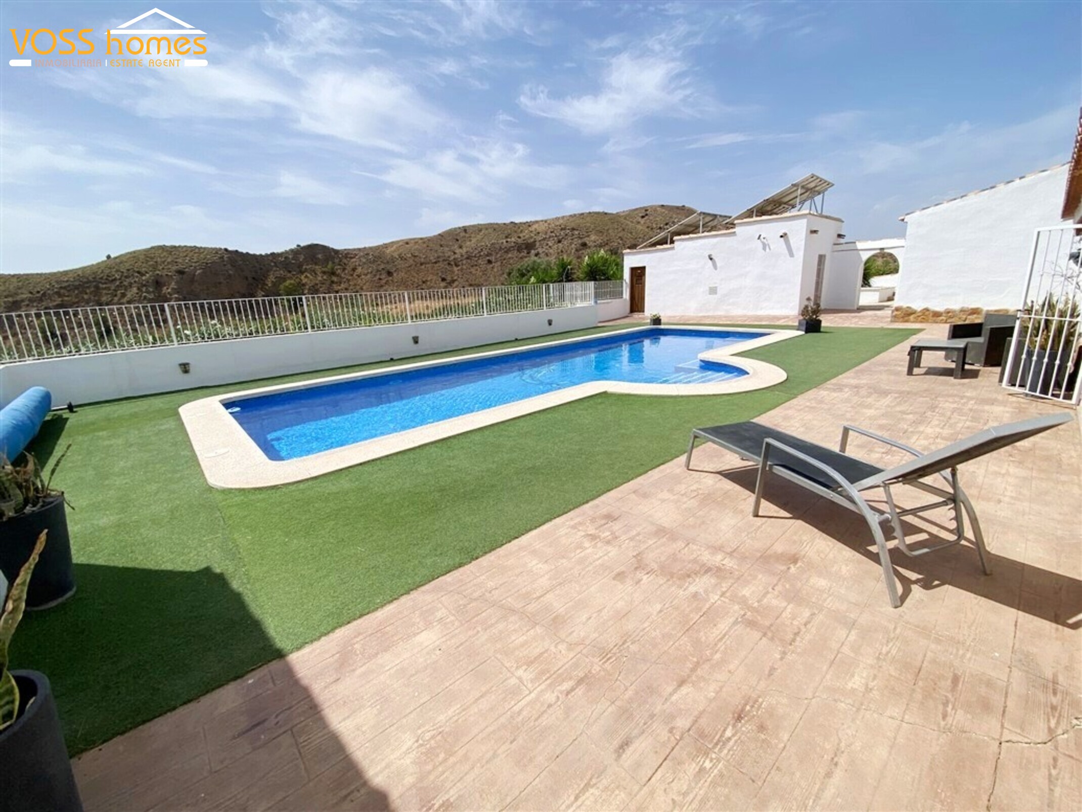 VH2756: Country House / Cortijo for Sale in Huércal-Overa Countryside