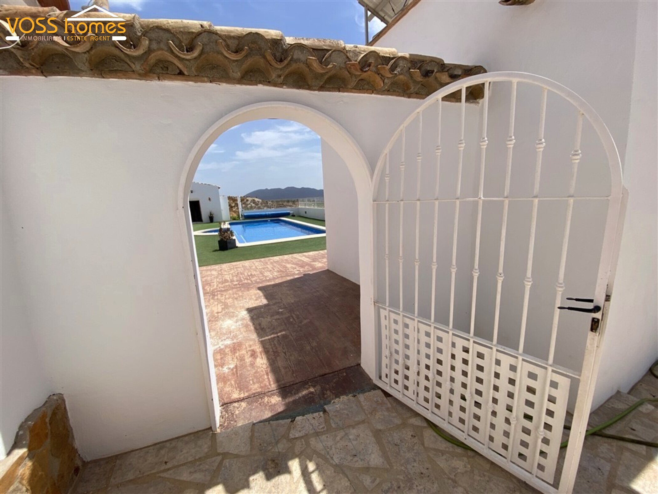 VH2756: Country House / Cortijo for Sale in Huércal-Overa Countryside