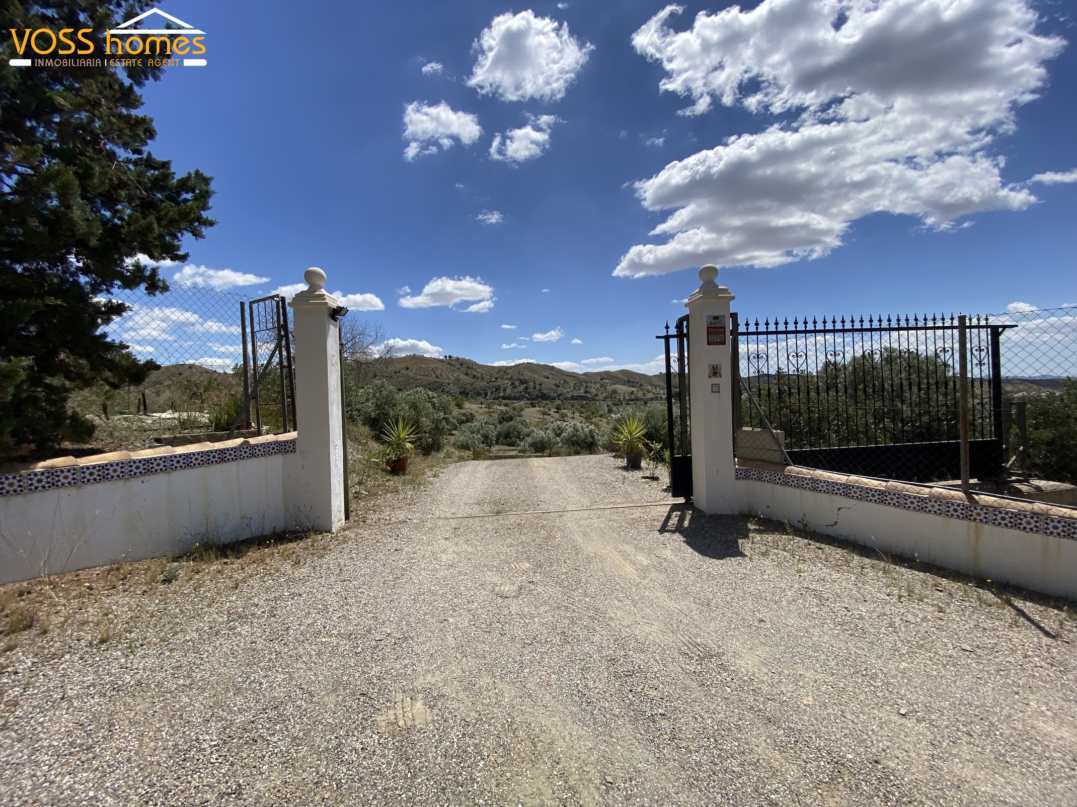 VH2758: Country House / Cortijo for Sale in Huércal-Overa Countryside
