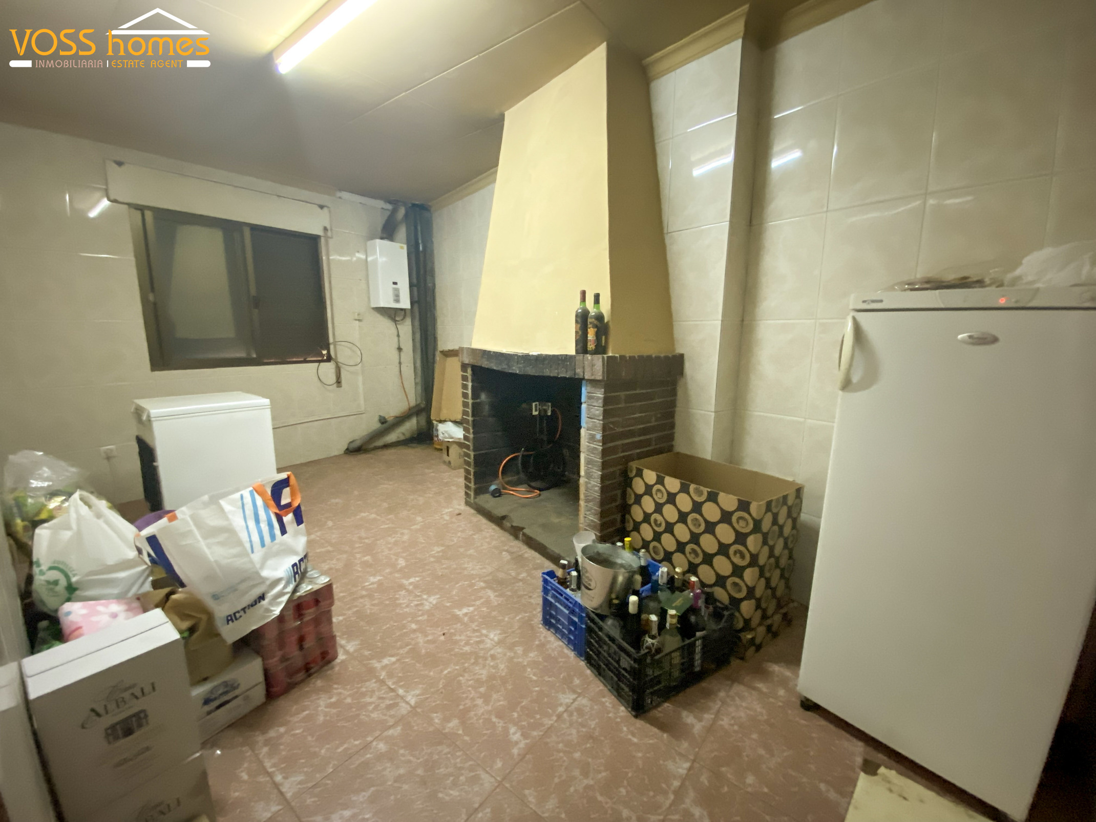 VH2771: Commercial for Sale in Taberno Area