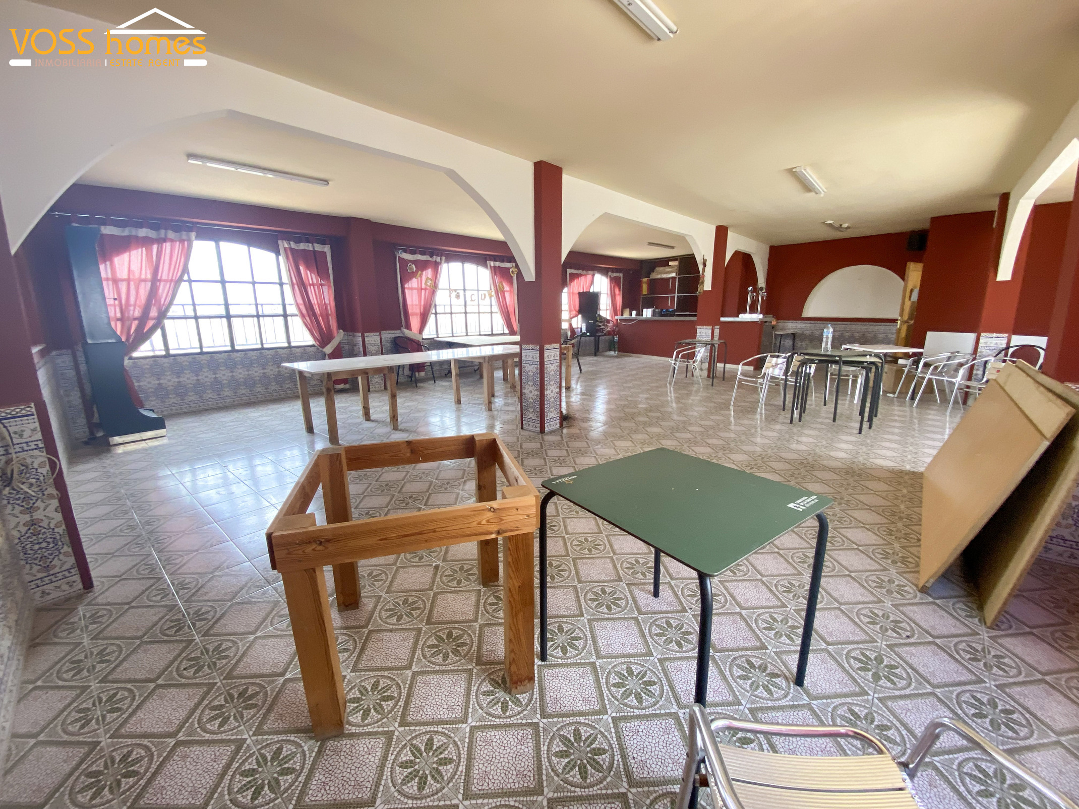 VH2771: Commercial for Sale in Taberno Area