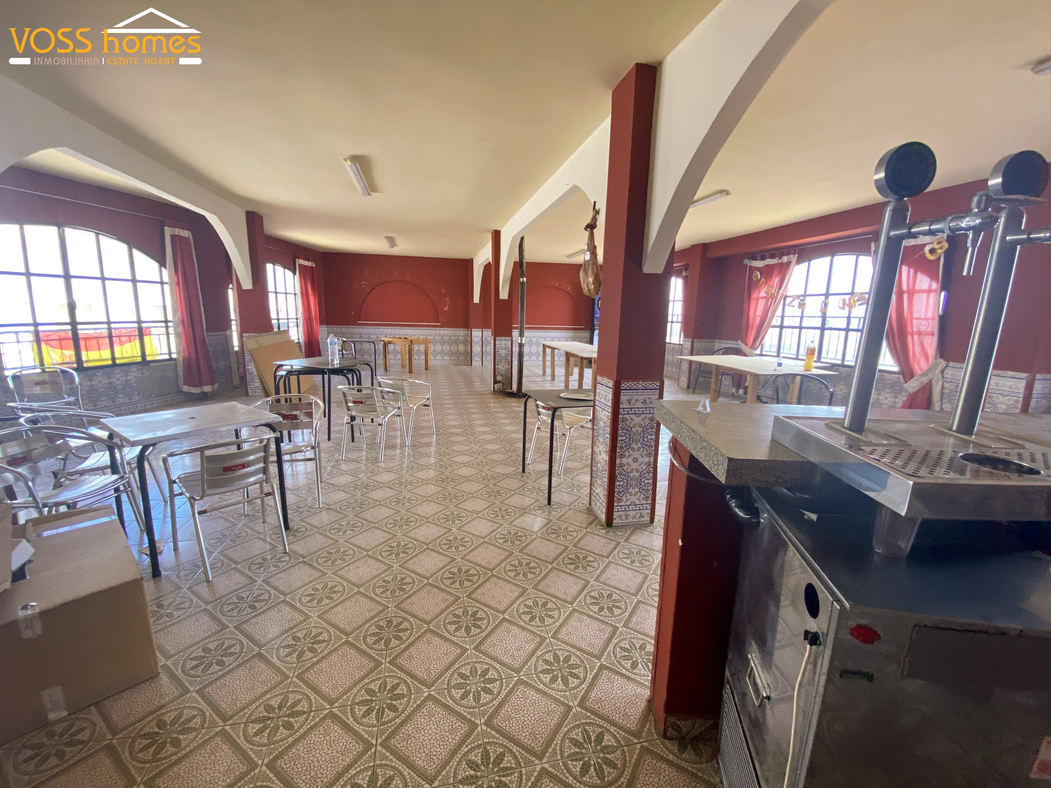 VH2771: Commercial for Sale in Taberno Area