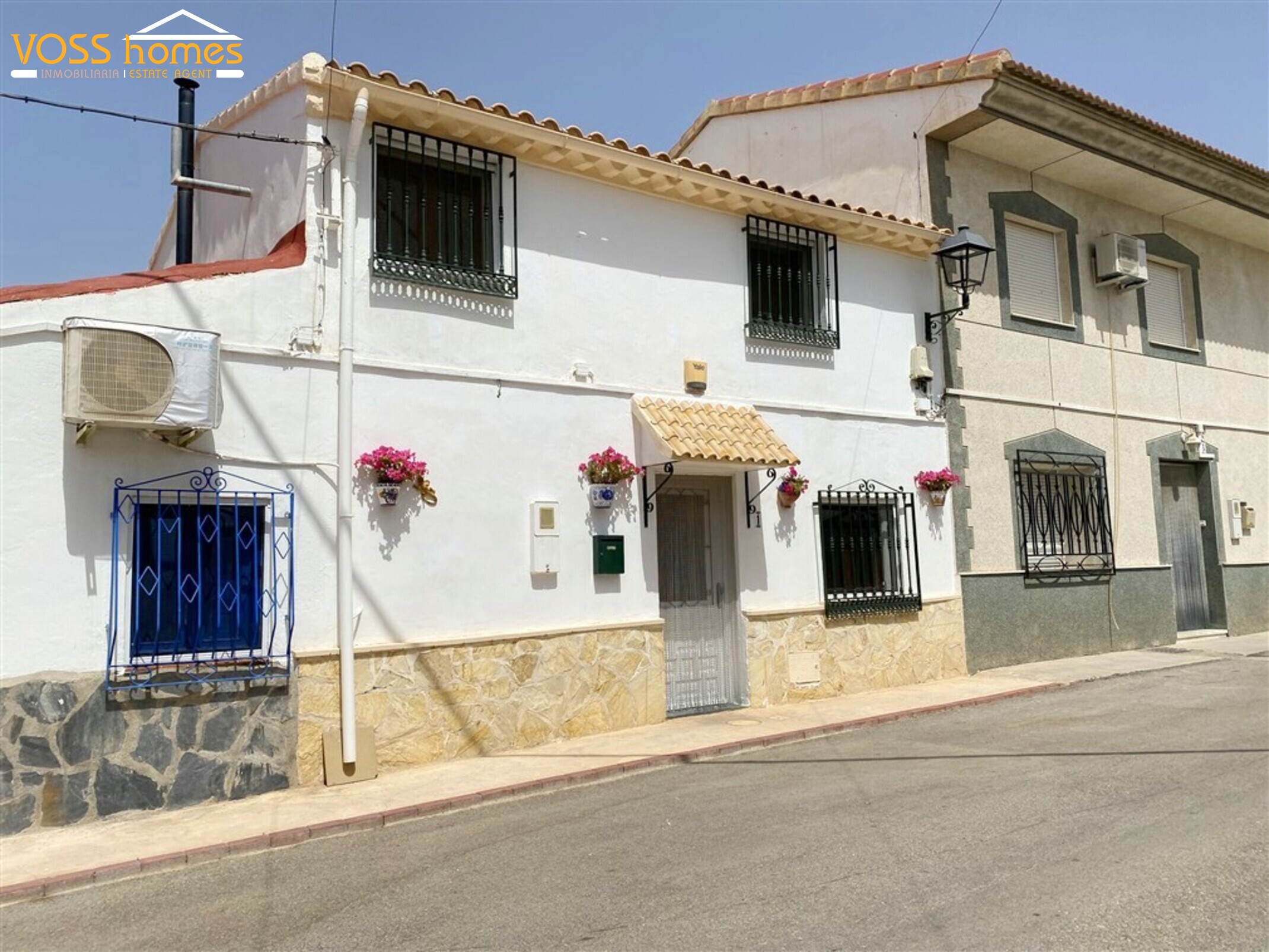 VH2775: Village / Town House for Sale in La Alfoquia Area