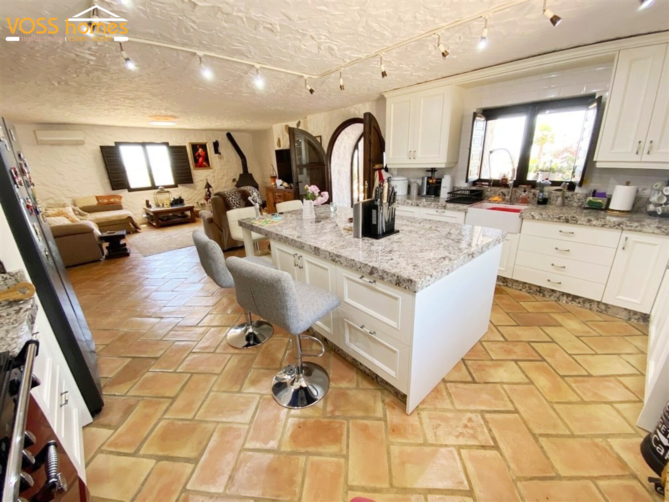 VH2781: Country House / Cortijo for Sale in Huércal-Overa Countryside