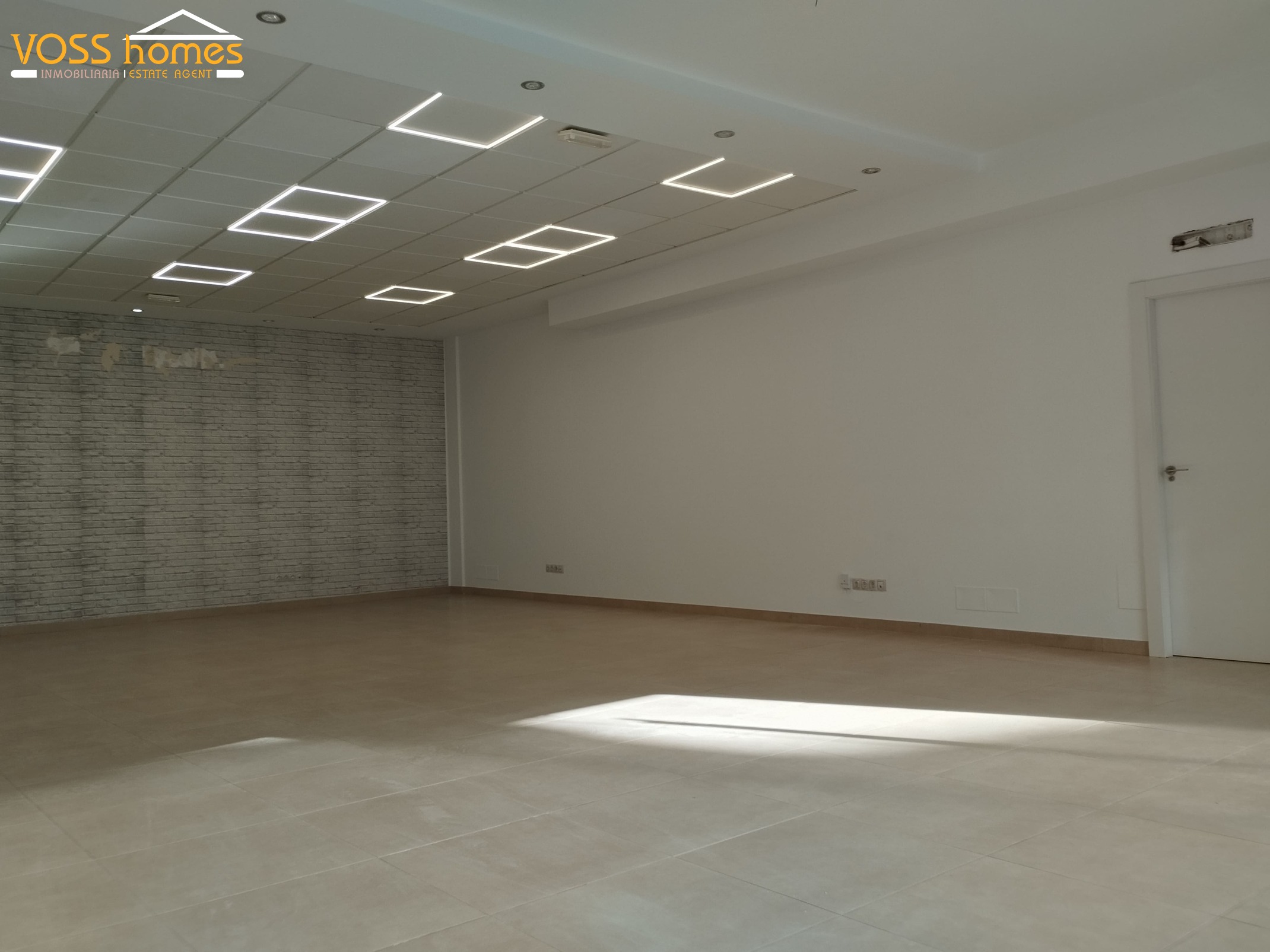 VH2789: Commercial for Sale in Huércal-Overa Town
