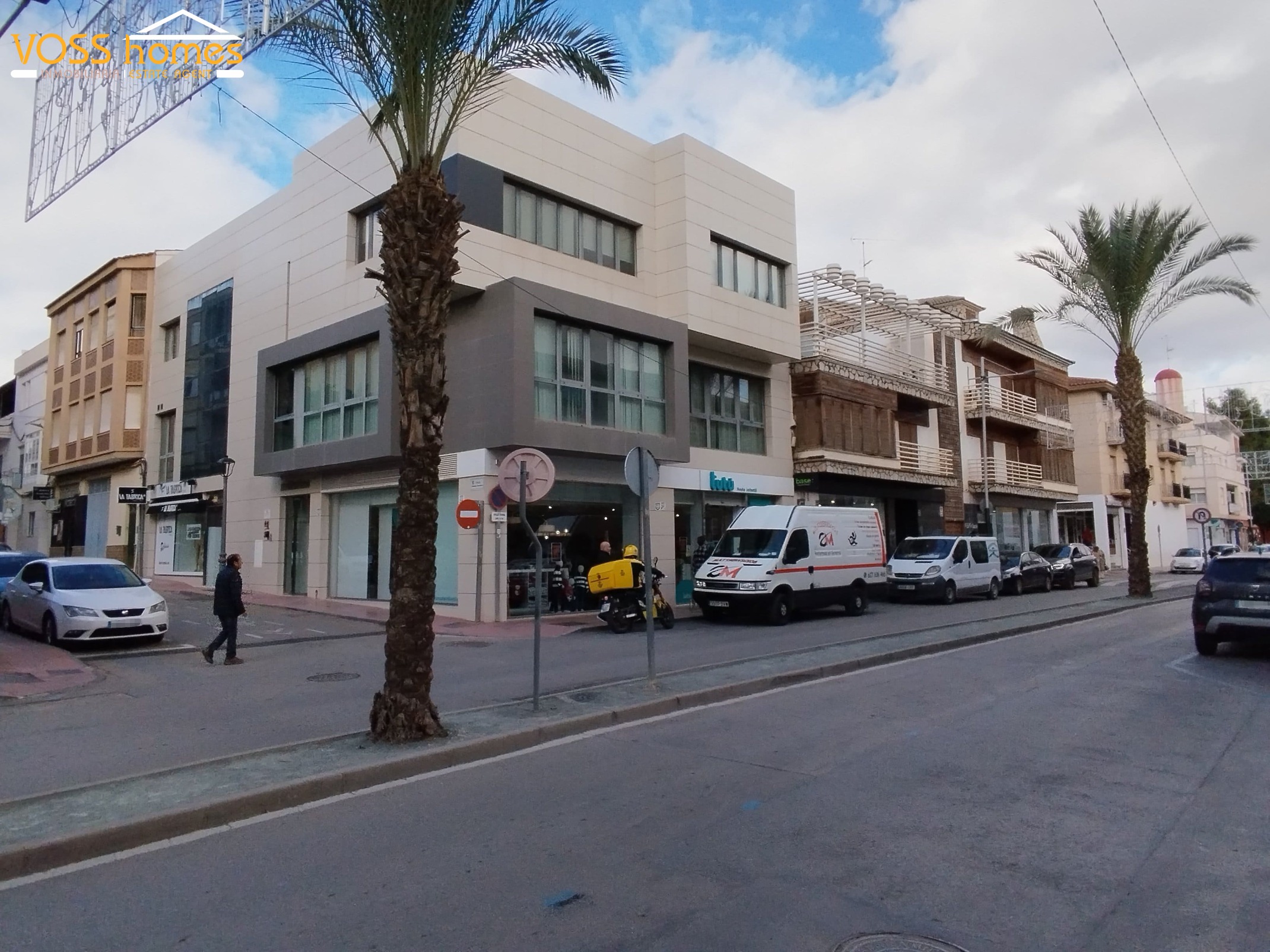 VH2789: Commercial for Sale in Huércal-Overa Town