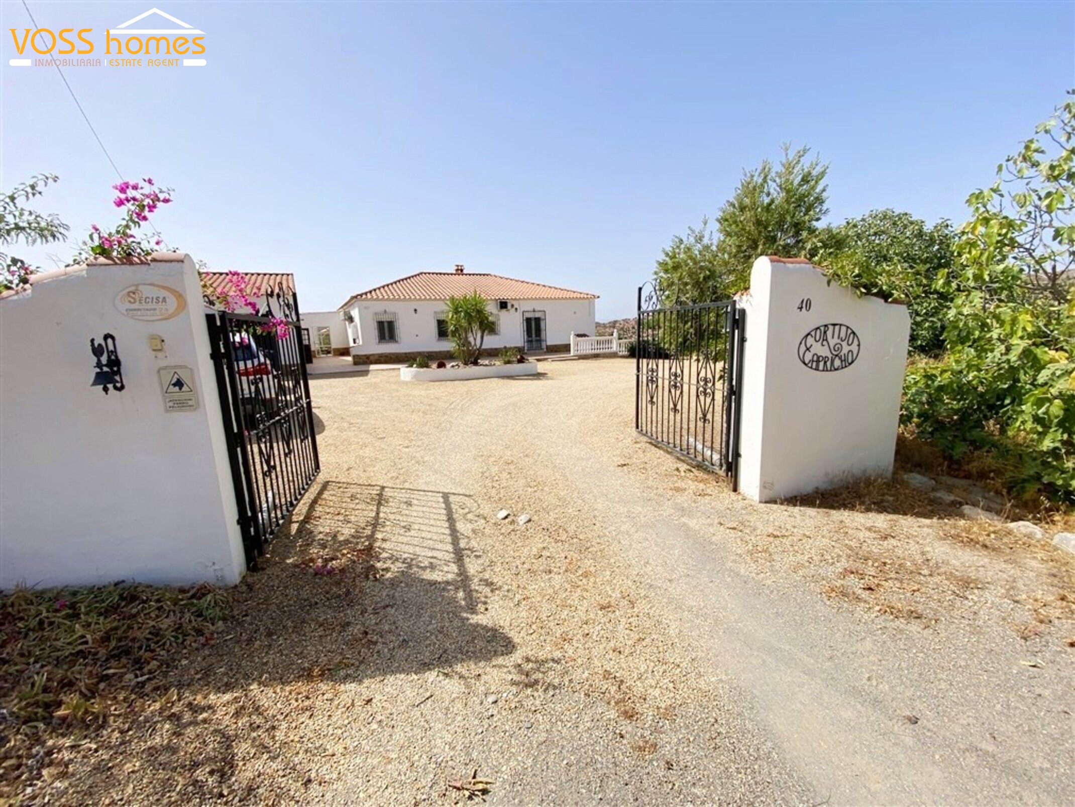 VH2800: Villa for Sale in Huércal-Overa Countryside