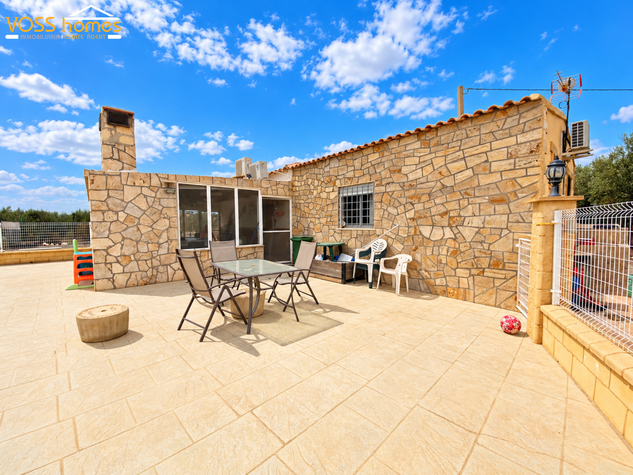 VH2846: Country House / Cortijo for Sale in Huércal-Overa Countryside