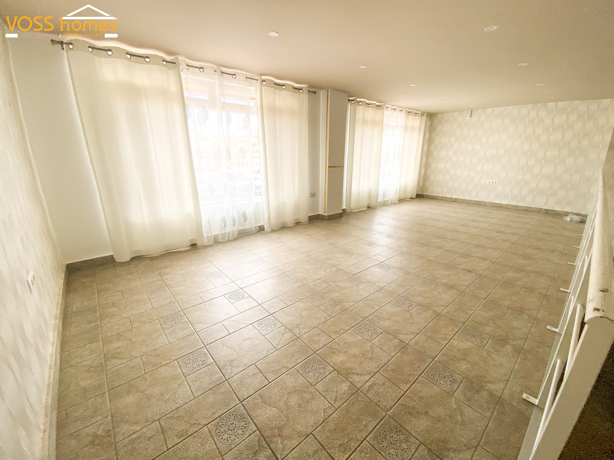 VH2853: Commercial for Sale in La Alfoquia Area