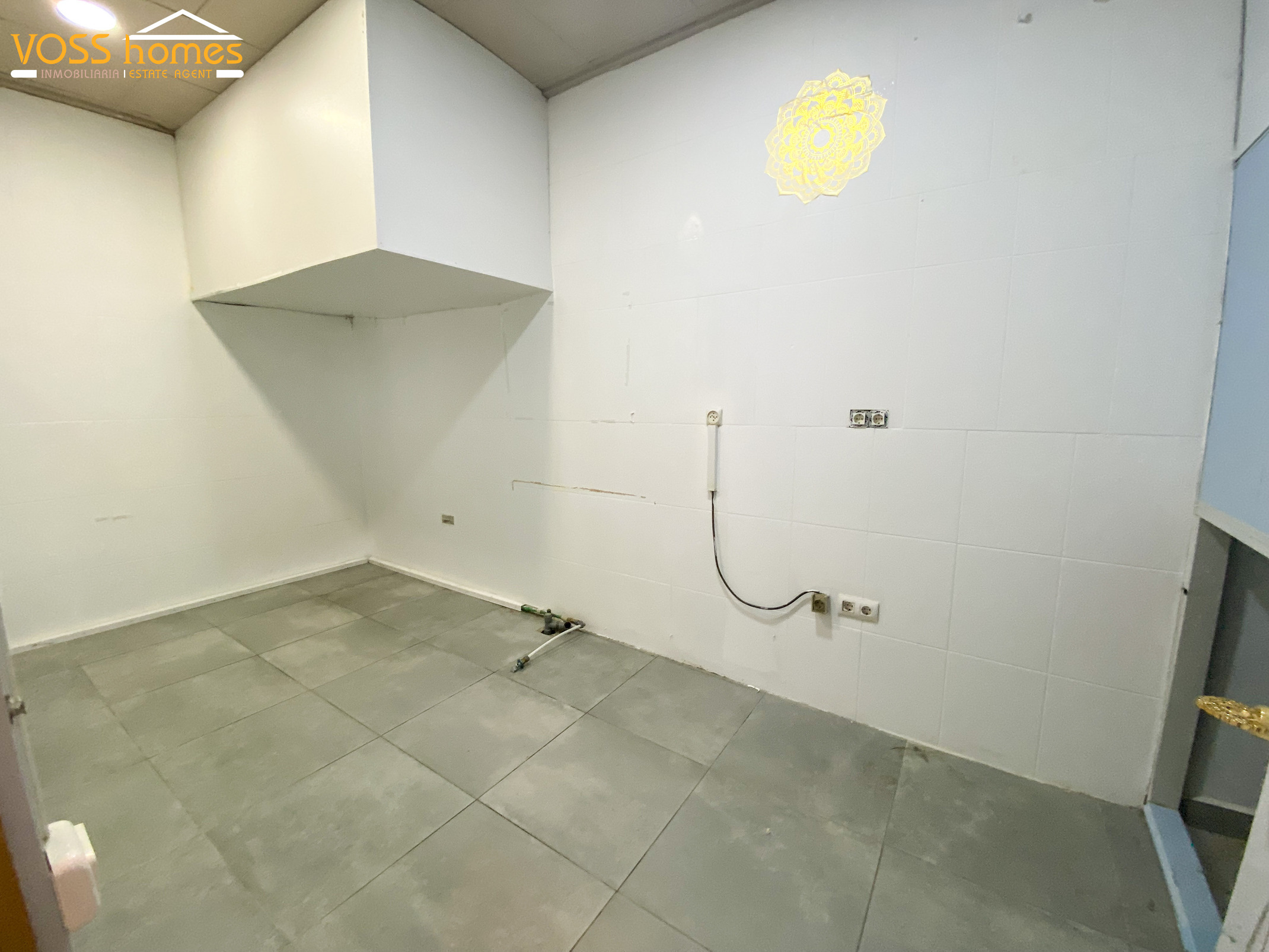 VH2853: Commercial for Sale in La Alfoquia Area