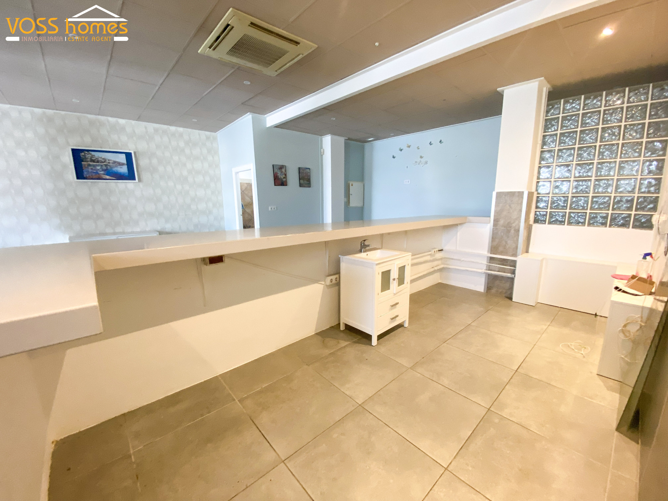VH2853: Commercial for Sale in La Alfoquia Area