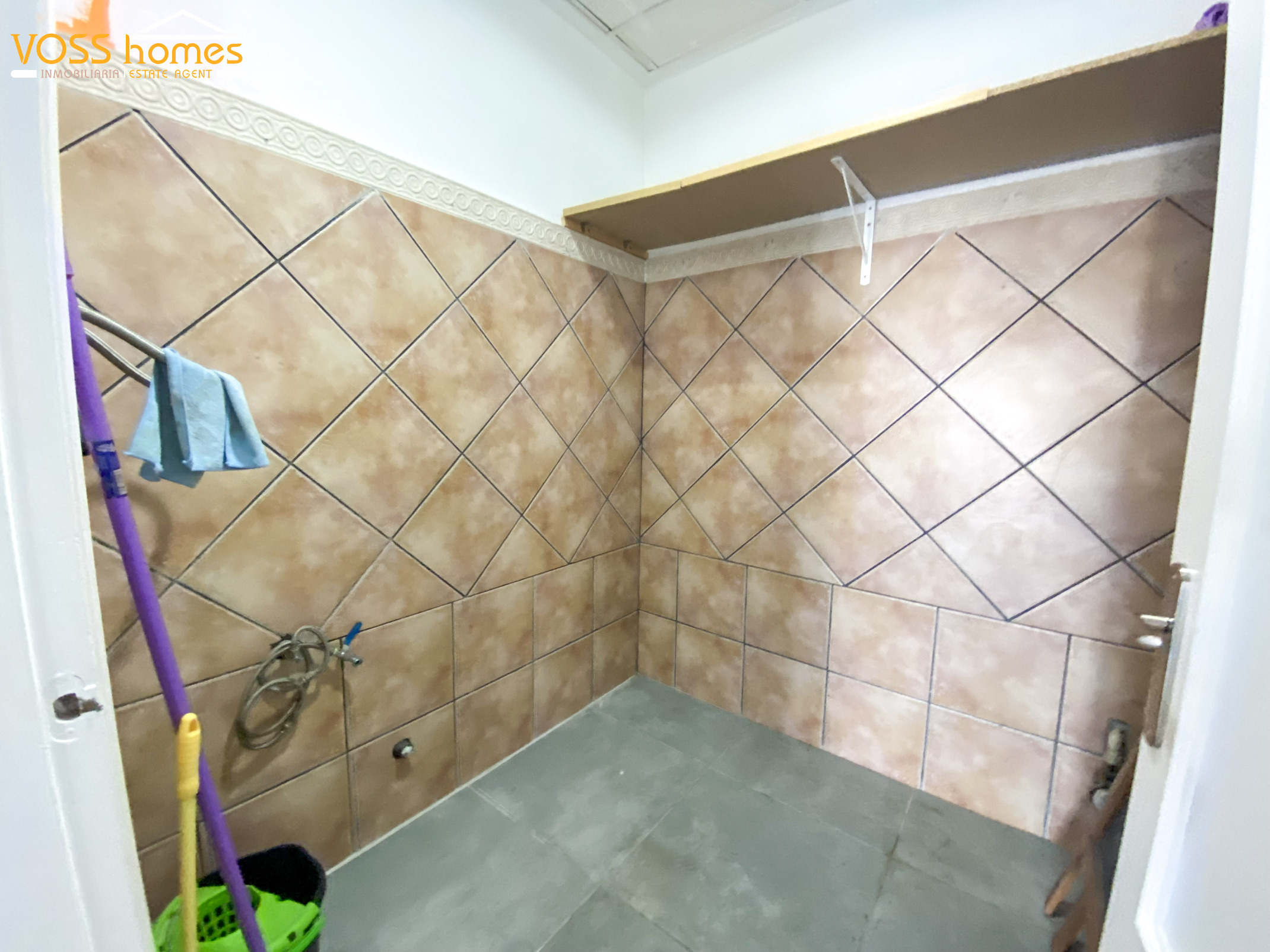 VH2853: Commercial for Sale in La Alfoquia Area