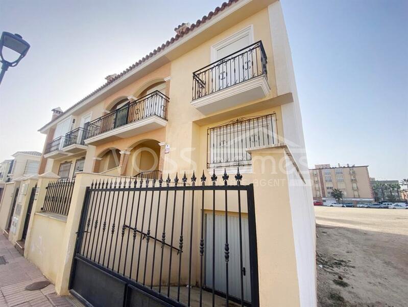 VH954: Duplex for Sale in Huércal-Overa Town