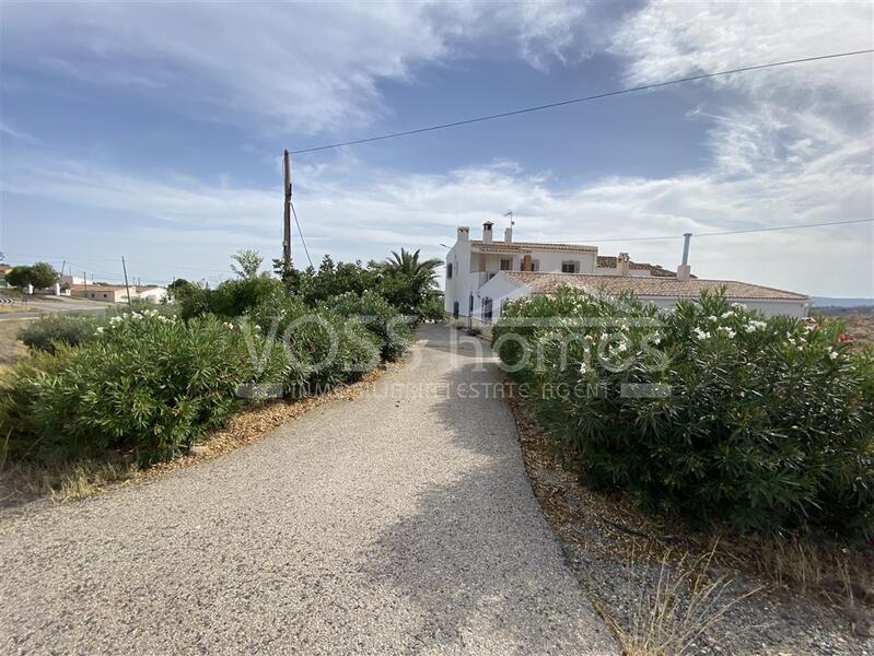 VHR2227: Country House / Cortijo for Rent in Huércal-Overa Countryside