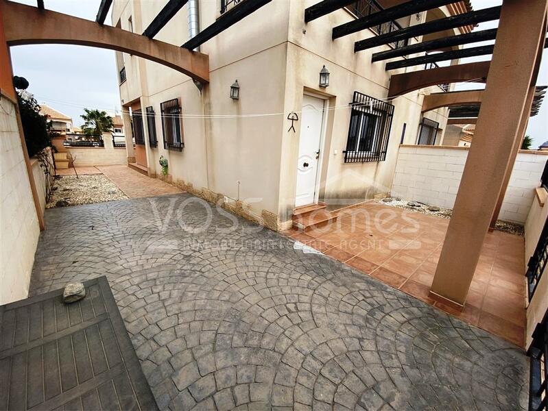 VHR2342: Duplex for Rent in La Alfoquia Area